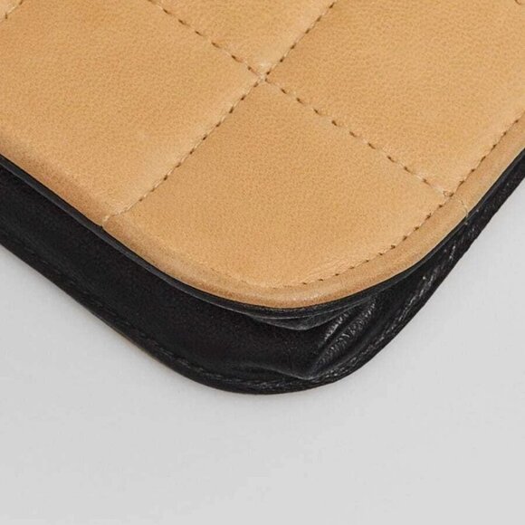 Chanel Beige Square Quilted Lambskin Gold Handcuff Wristlet Clutch Bag - Picture 5 of 12